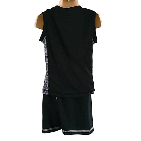 NWT Minecraft Toddler Boys' Creeper 2-Piece Set Size 2T Black, Green - Picture 6 of 6